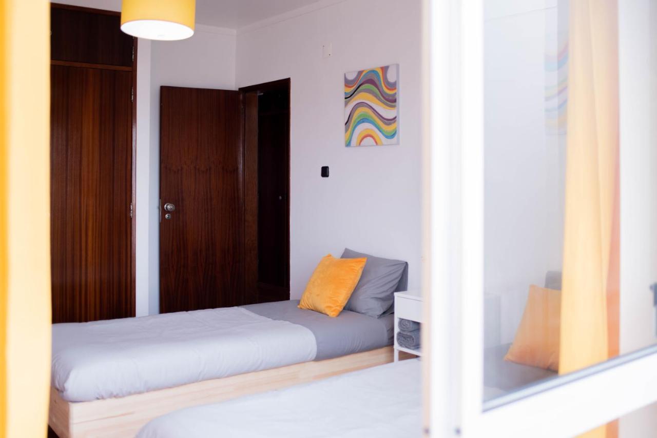 Baleal Surf Emotions Hostel Екстериор снимка